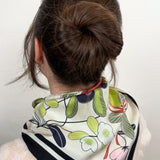 Simbiosi silk scarf 70x70 cm